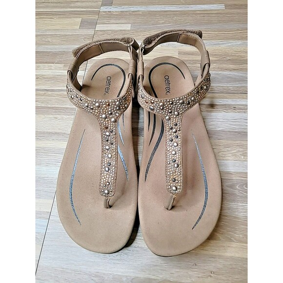 Aetrex Women's Size 10 Marni Studded Strappy Taupe Sandals EUC - Picture 1 of 12